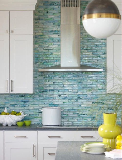 Take a seaside escape with this beautiful collection of over 10 coastal and beach backsplash ideas for your beach house, lake house, or coastal home.